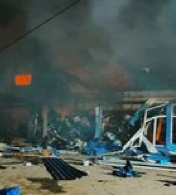 Россия ударила &quot;шахедом&quot; по магазину под Николаевом. Госпитализирован охранник – фото
