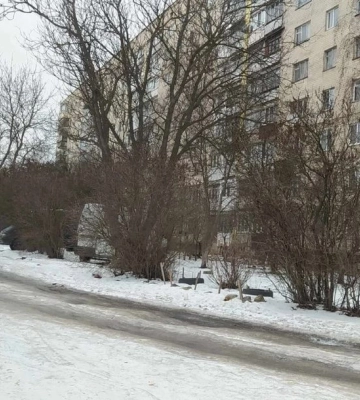 В місті, яким керує соратник Гройсмана, людям пропонують окремо платити за прибирання снігу або робити це самотужки