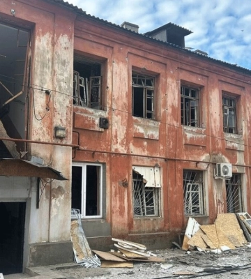 Покровск попал под обстрел РФ: повреждены пять многоквартирных домов и шесть жителей ранены