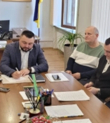 «Спорт є запорукою здоров’я нації», – Євген Плавайко провів нараду щодо покращення спортивних умов в Ужгороді