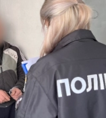У Первомайську на Миколаївщині поліціянти затримали чоловіка за підозрою у крадіжці
