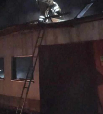 Вогнеборці ліквідували займання в господарській будівлі на Львівщині