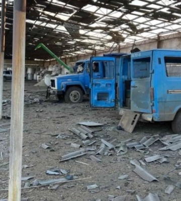 Удар РФ по Миколаївщині: на агропідприємстві знищений урожай, пошкоджені склади і техніка