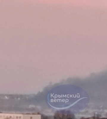 В окупованому Криму пролунали вибухи: повідомляють про пожежу на аеродромі “Бельбек”