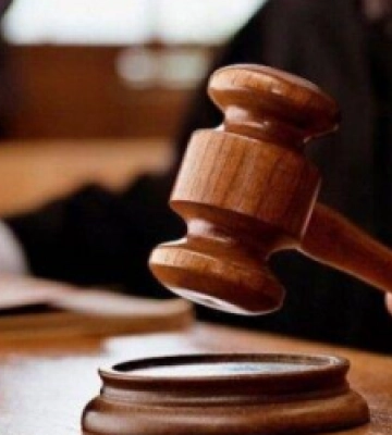 Міський голова Львова Андрій Садовий підписав розпорядження про передачу 2-кімнатної квартири у власність громадян