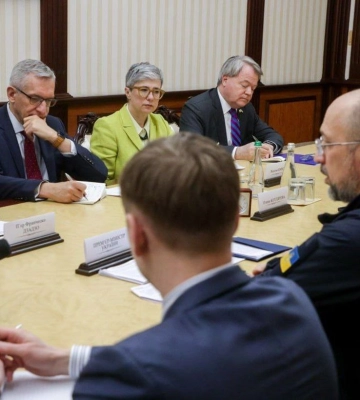 Шмигаль обговорив з послами країн G7 продовження фіндопомоги Україні