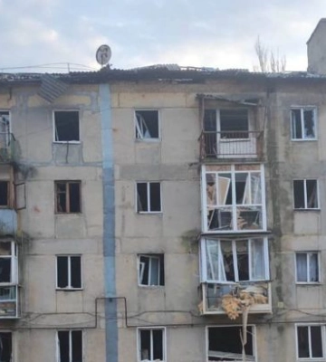 У Донецькій області російські окупанти скинули авіабомбу на житловий квартал