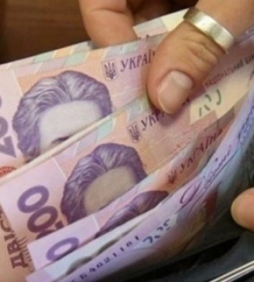 На Волині продавчиня лишила собі майже пів мільйона виручки: тепер її судитимуть