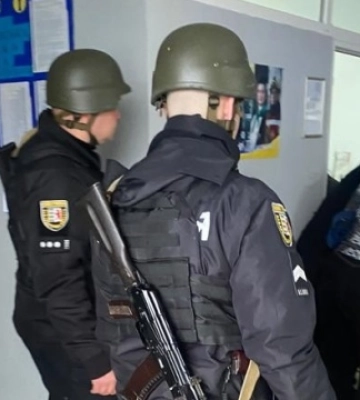 Прокуратура перекваліфікувала дії депутата, який підірвав гранати у Керецьківській сільраді