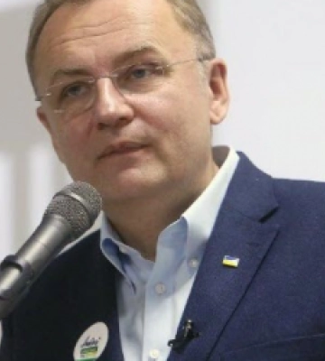 &quot;Це всіх нас чекає&quot;: Садовий заявив, що піде воювати з 5 синами, але не зараз