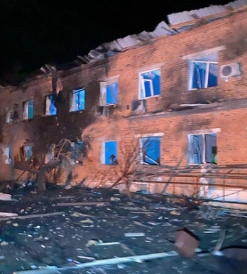 Оккупанты снова обстреляли Харьков шахедами: два сбили, два попали по предприятию