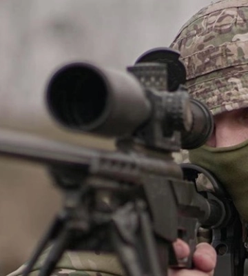 Сирський показав знищення двох окупантів з дистанції понад 2600 метрів