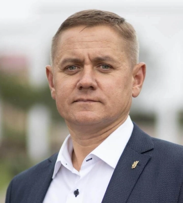 Ні житла, ні авта: оприлюднили декларацію керівника апарату Волиньради