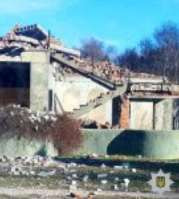 На Херсонщині шестеро людей поранено внаслідок чергових російських атак по цивільній інфраструктурі. Фото