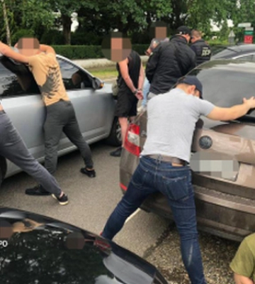 На Закарпатті судитимуть учасників злочинної групи, які переправляли ухилянтів до Угорщини