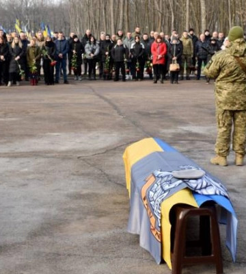 У Кропивницькому попрощались із загиблим під Авдіївкою спецпризначенцем 