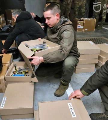 Ще майже сотня FPV-дронів та «мавіків»: Дніпро продовжує підтримувати Збройні сили України