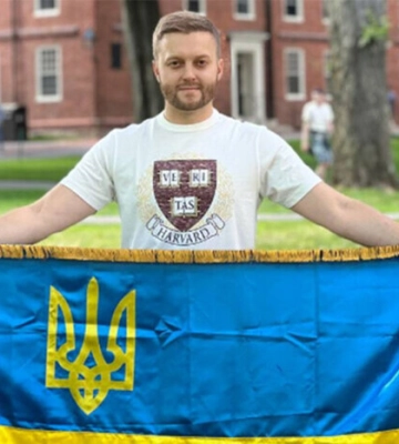 Заместитель Кличко, которого не было больше года в Киеве, заработал в Гарварде 2 млн грн стипендии Заместитель Кличко, которого не было больше года в Киеве, заработал в Гарварде 2 млн грн стипендии