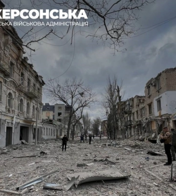 Армія РФ атакувала Херсон з авіації. Є постраждалі