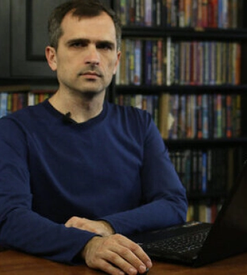 Проросійський блогер-мільйонник Подоляка, який наводив ракети РФ на Миколаїв, отримав 15 років ув’язнення заочно, - СБУ