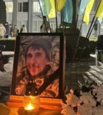 У Корці попрощалися із полеглим захисником
