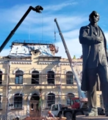 Пошкоджений корпус університету, де навчався Бандера, накриють металевим куполом. ФОТО