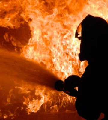 У Луцьку під час пожежі постраждав чоловік, він у важкому стані у реанімації