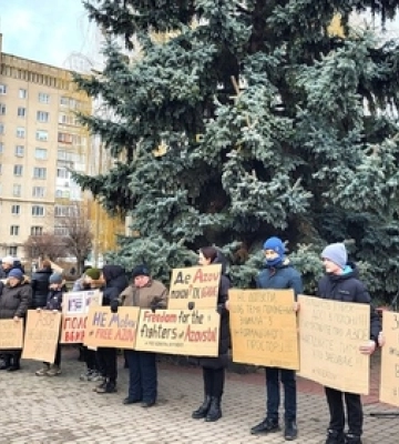 Майже сотня волинян вийшли на акцію «Не мовчи! Полон вбиває!»