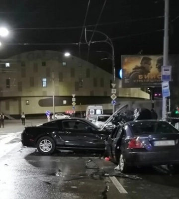У серйозній ДТП на Оболоні у Києві постраждали 5 людей: серед них дитина