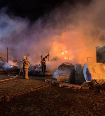 Згоріли дві будівлі та котельня: на Рівненщині сталась масштабна пожежа