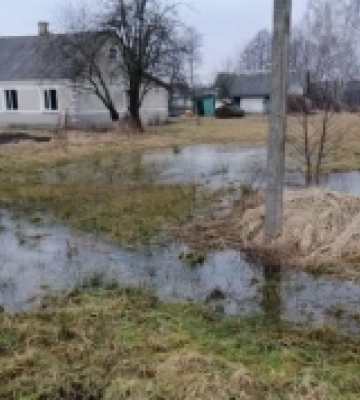 На Любешівщині рятувальники провели моніторинг рівня води в річках