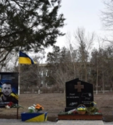У громаді на Одещині відкрили Алею вшанування пам’яті Героїв-захисників України