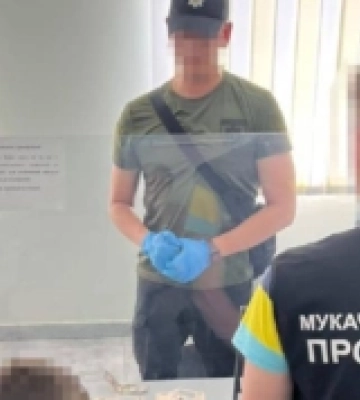 У Тячеві керівник автошколи брав хабар за посвідчення водія