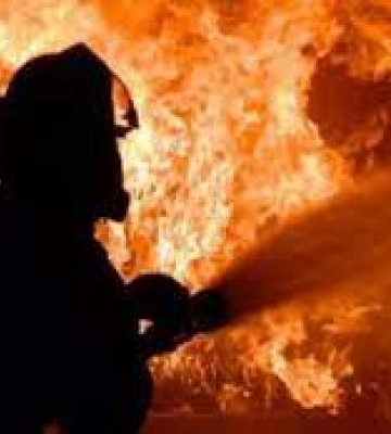 Закарпатські рятувальники ліквідували пожежу та вберегли житловий будинок