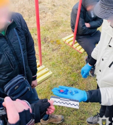 На Івано-Франківщині "на гарячому" затримали наркоторговця