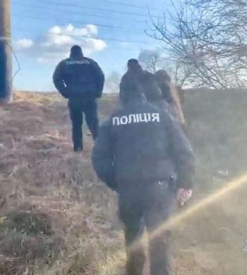 На Одещині затриманому хлопцю повідомили про підозру у вбивстві 15-річної дівчини — поліція