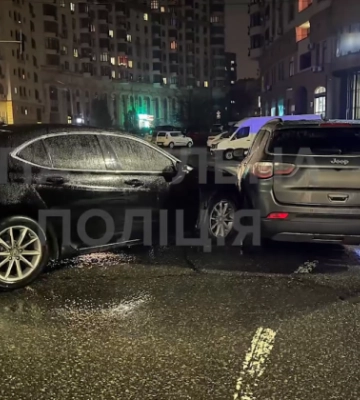 В Киеве водительница за вечер совершила три ДТП: видео от полиции