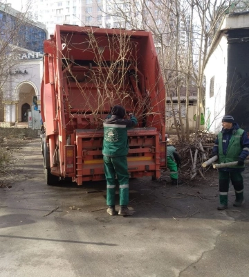 В Одесі проводять протиаварійні роботи у дитсадку, який постраждав від ракетного удару
