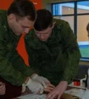 В Мелитополе следственный комитет прямо на празднике отбирал у детей отпечатки пальцев 