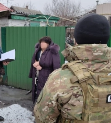 Шпигувала за ешелонами ЗСУ: СБУ затримала на Донеччині російську інформаторку