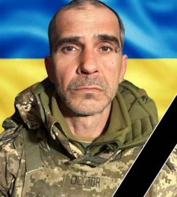 Мукачево прощатиметься із загиблим Героєм
