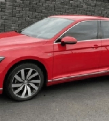 ТОП-5 найдорожчих автомобілів, які продають у Виноградові