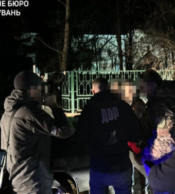 На Одещині затримали працівника військкомату та правоохоронця, які торгували &quot;білими квитками&quot;, - ДБР