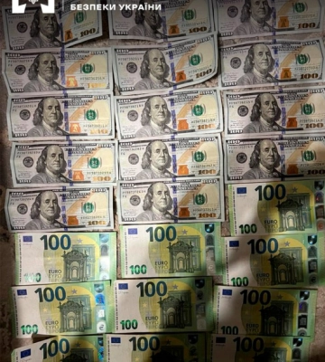 У Чернівцях затримали продавців фальшивої іноземної валюти