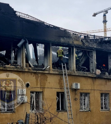 У Голосіївському районі Києва під завалами ймовірно є загиблі — МВС