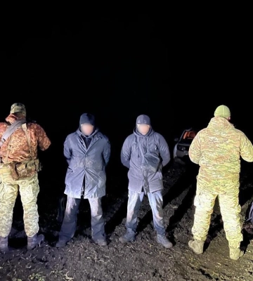 Украинец в четвертый раз за месяц попытался незаконно пересечь границу: его &quot;засекли&quot; дроны (видео)