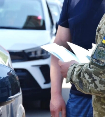 Військовий запропонував покарання для ухилянтів, які втекли за кордон