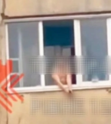 У Рівному чоловік стріляв із балкона багатоповерхівки