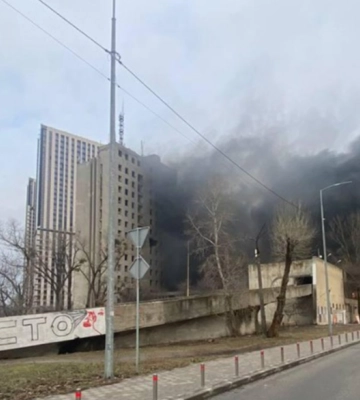 В Голосіївському районі Києва розгорнули пункт допомоги постраждалим від обстрілу