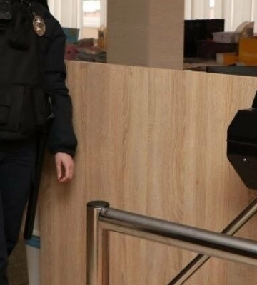 У школах Дніпра запрацювали офіцери безпеки: навіщо вони потрібні